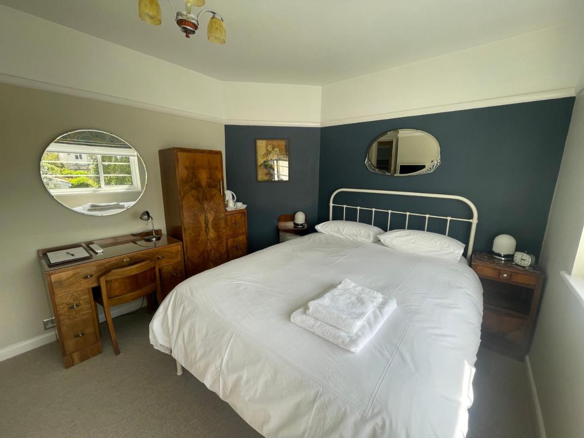 Milvil Bed & Breakfast Gosport Exterior photo